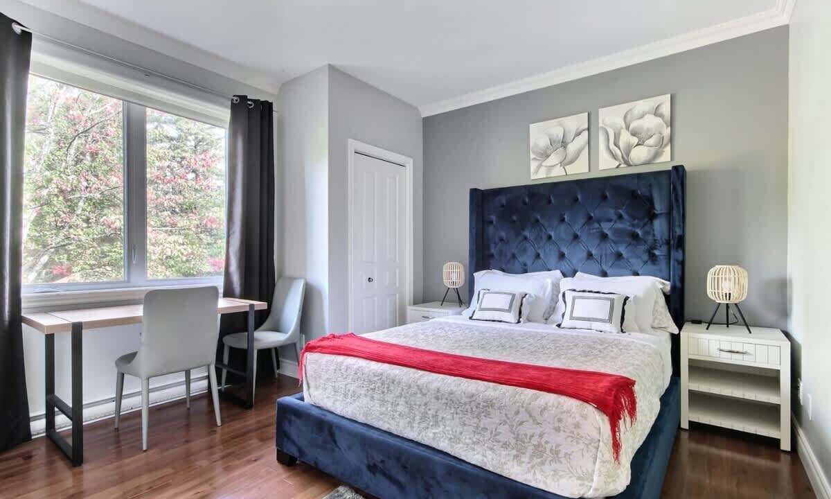 Photo of Bedroom in Val-Belair