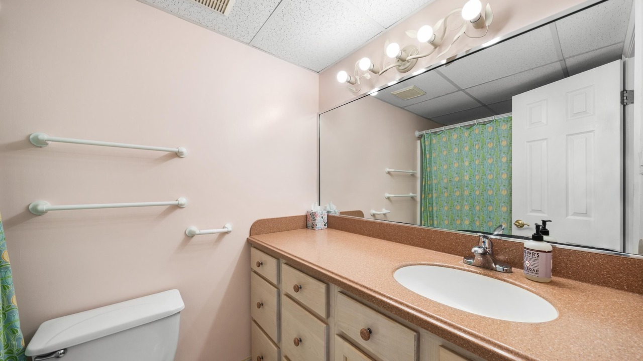 Photo of Bathroom in Stone Harbor