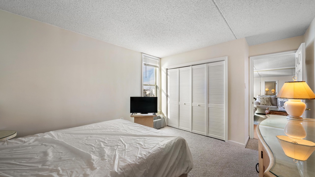 Photo of Bedroom in Stone Harbor