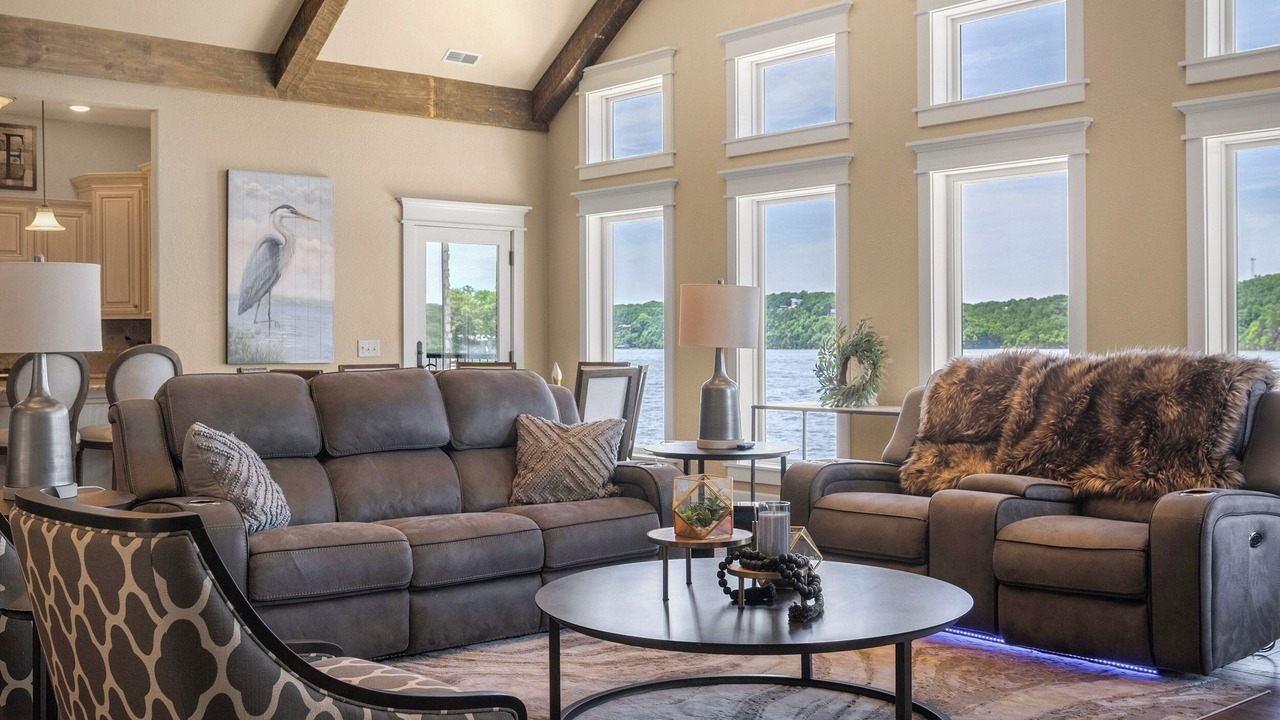 Photo of Livingroom in Osage Beach