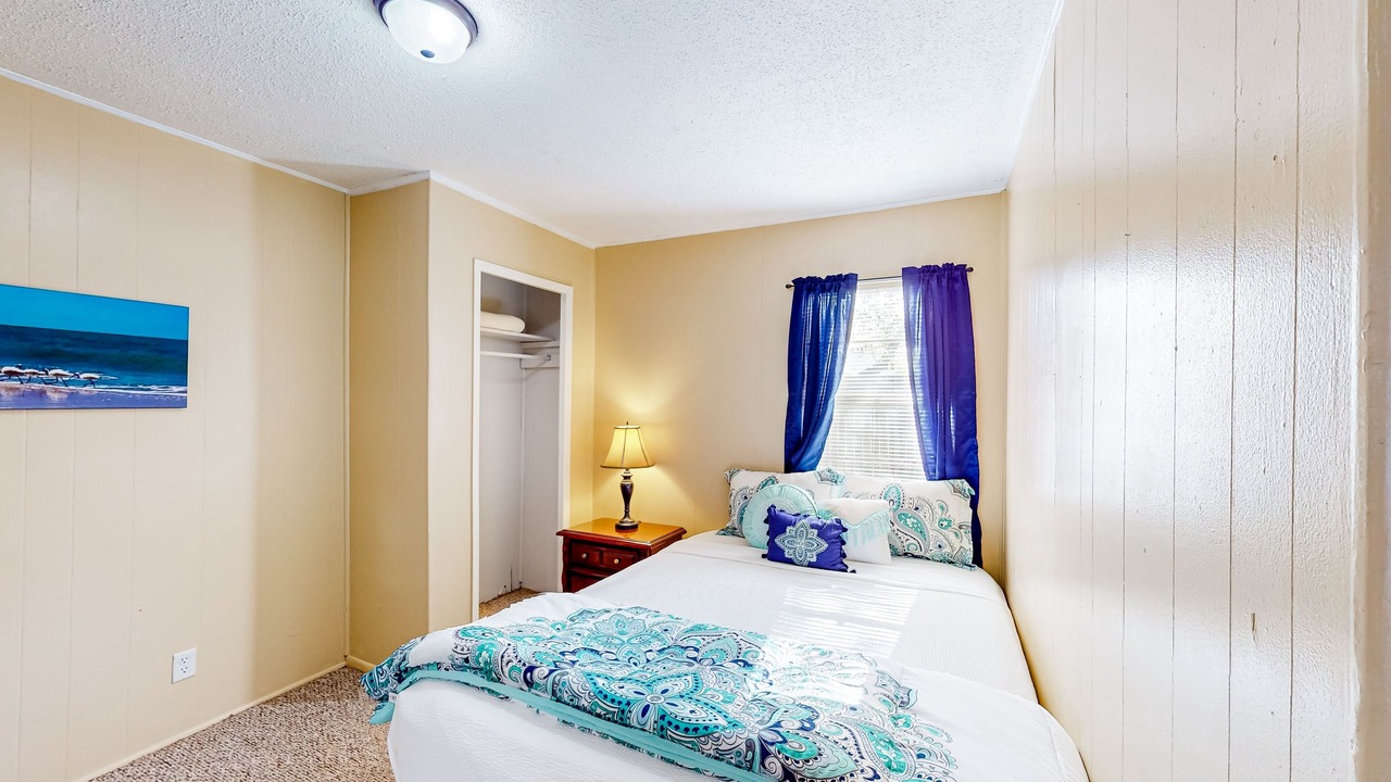 Photo of Bedroom in Aransas Pass
