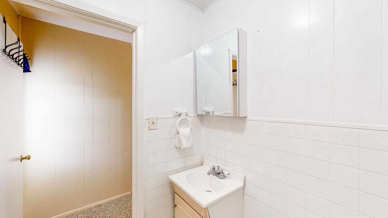 Photo of Bathroom in Aransas Pass