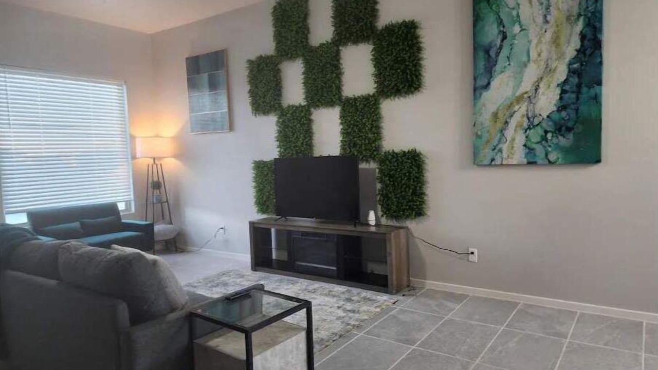 Photo of Livingroom in Horizon City