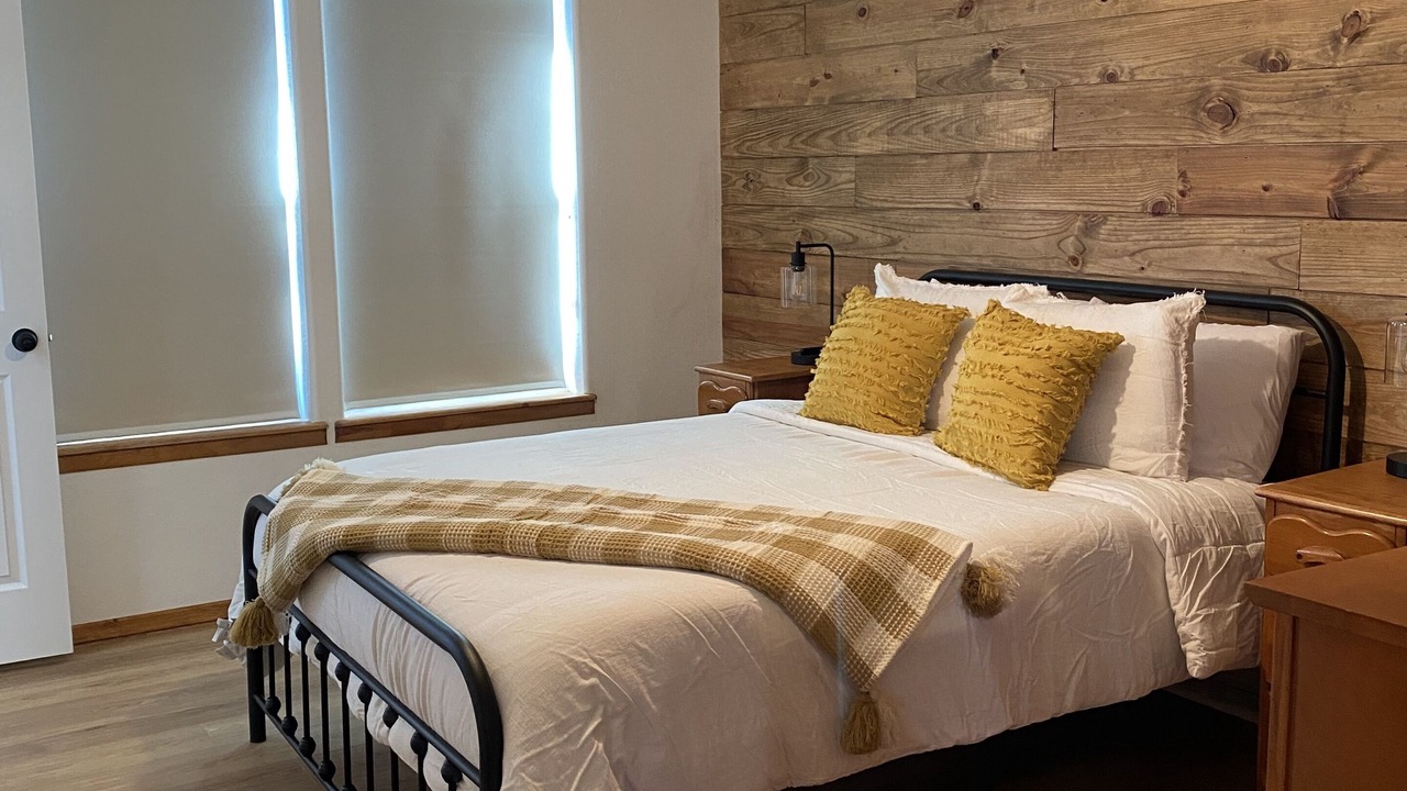 Photo of Bedroom in Ruidoso