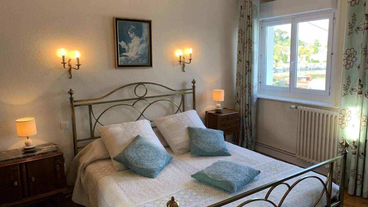 Photo of Bedroom in Loguivy