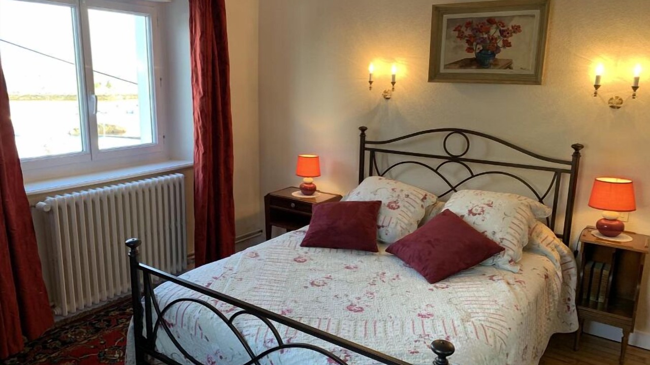 Photo of Bedroom in Loguivy