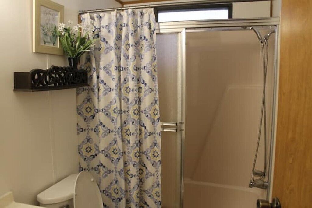 Photo of Bathroom in Town of New Haven