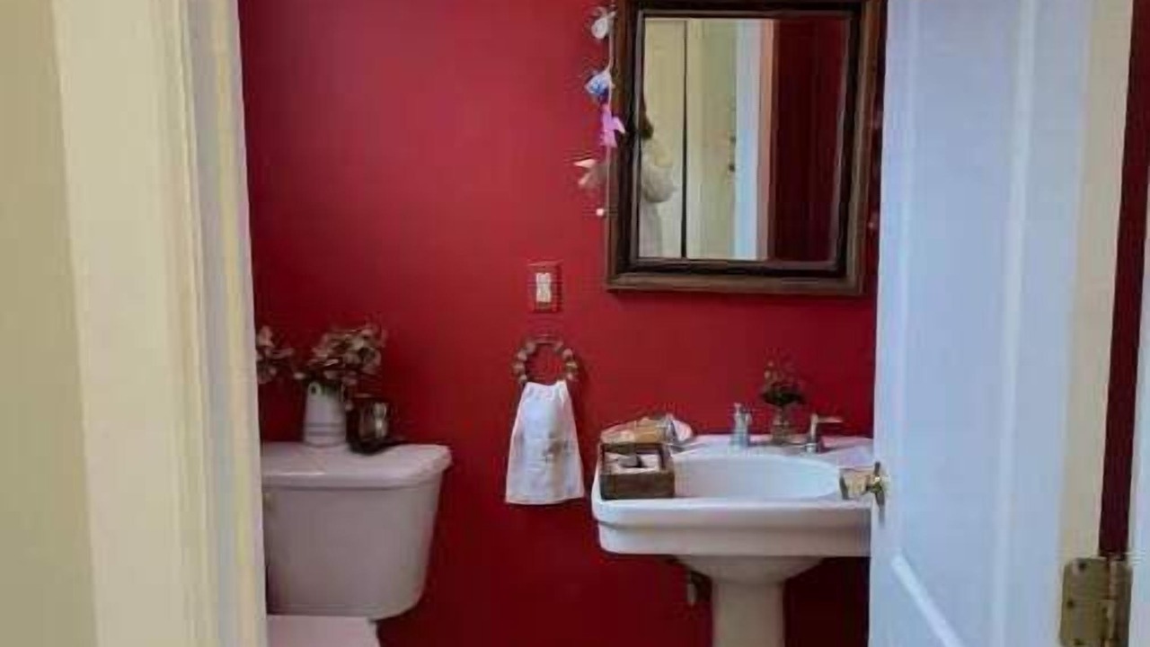 Photo of Bathroom in Canaan