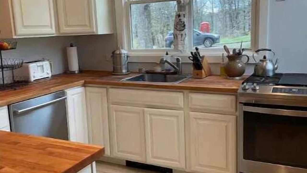 Photo of Kitchen in Canaan