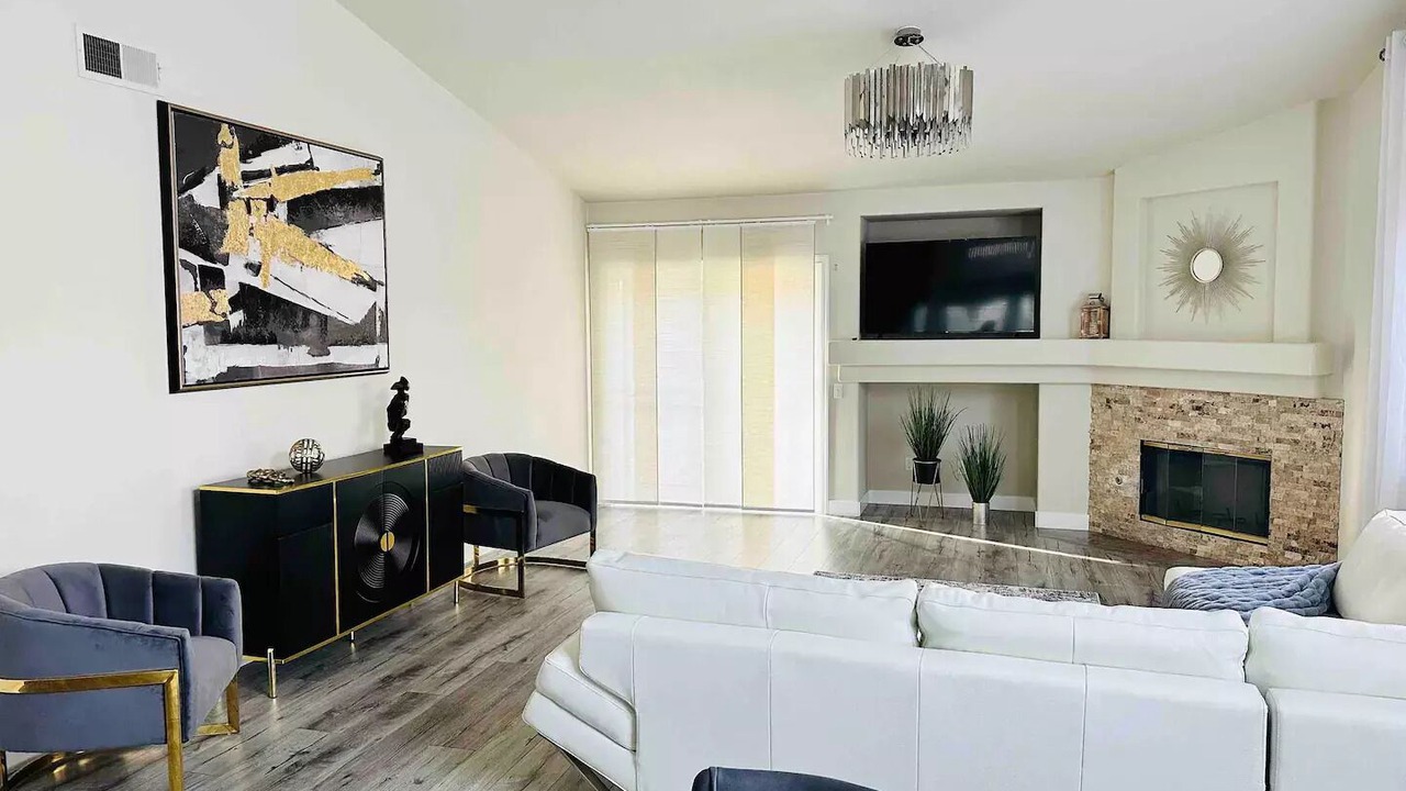Photo of Livingroom in Antelope