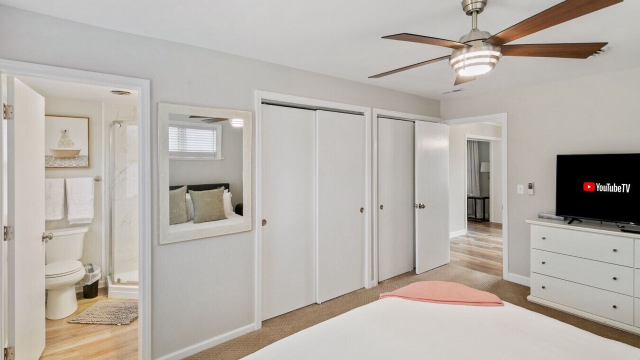 Photo of Bedroom in Libertyville