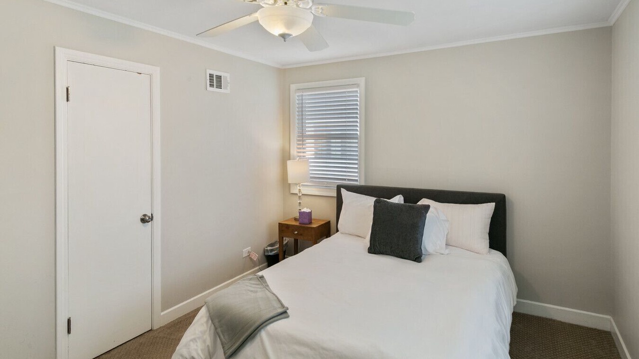 Photo of Bedroom in Libertyville