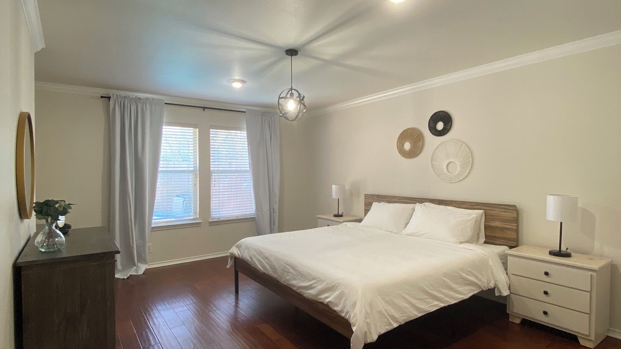 Photo of Bedroom in Medical Center District