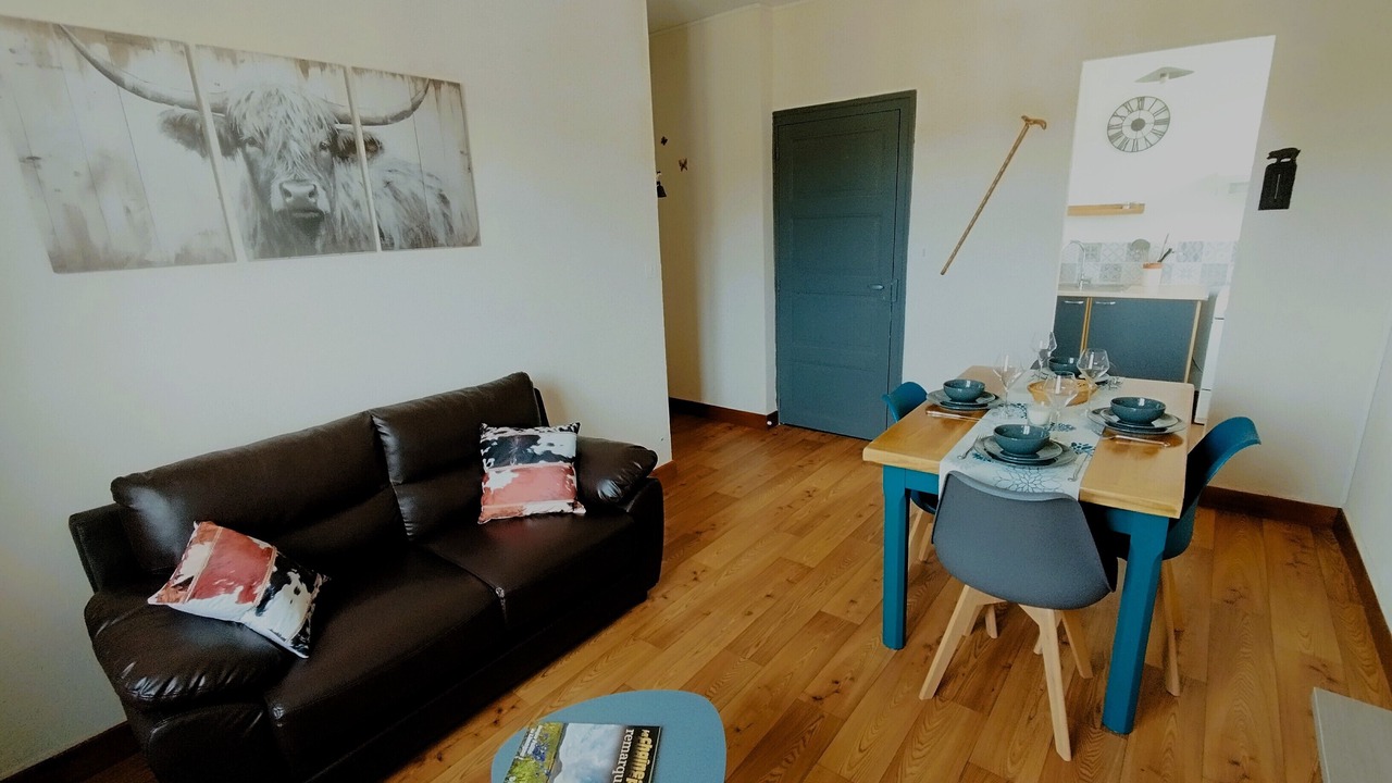 Photo of Livingroom in Jassat