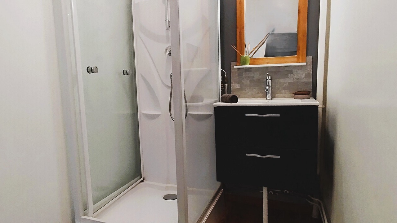 Photo of Bathroom in Jassat