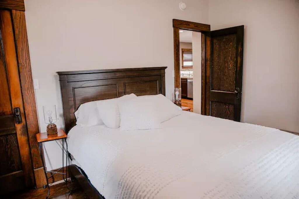 Photo of Bedroom in Salina