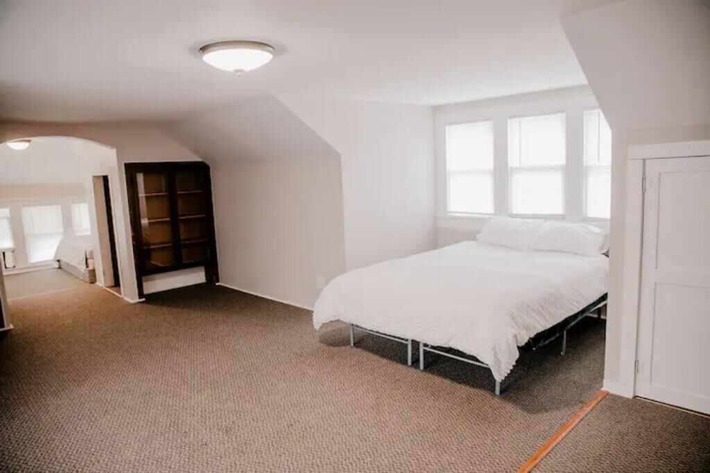 Photo of Bedroom in Salina