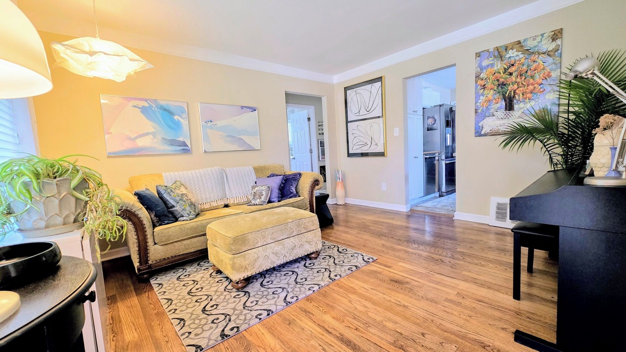 Photo of Bedroom in Madison Heights