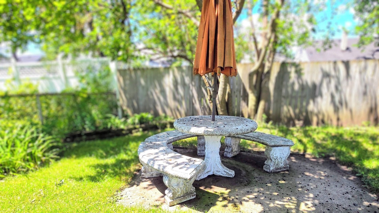 Photo of Outdoor in Madison Heights