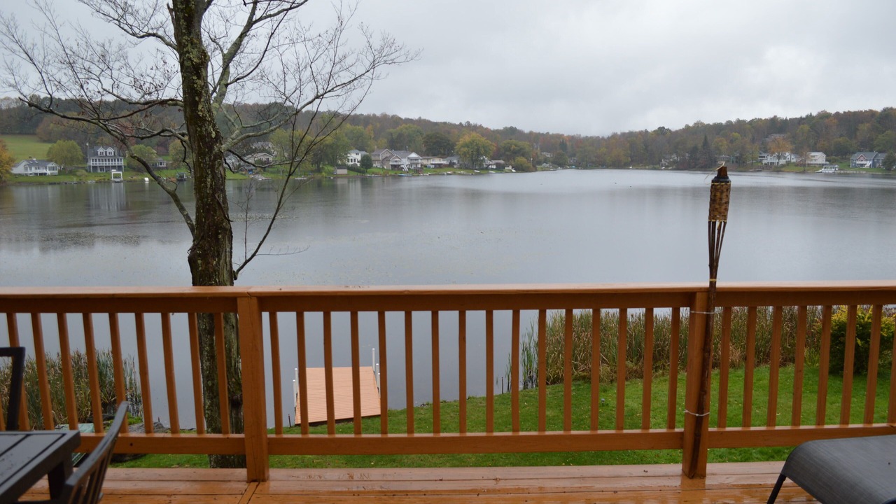 Photo of Patio Balcony in Lake Ariel