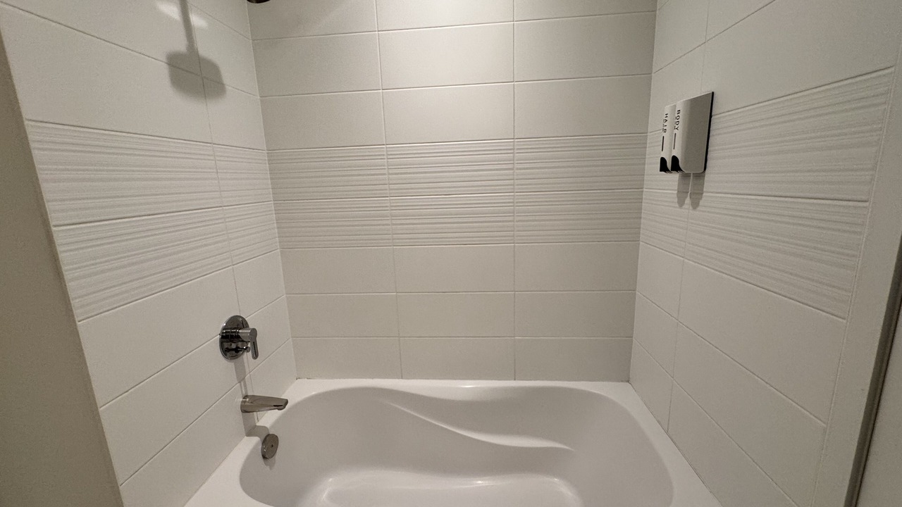 Photo of Bathroom in Bathurst Quay