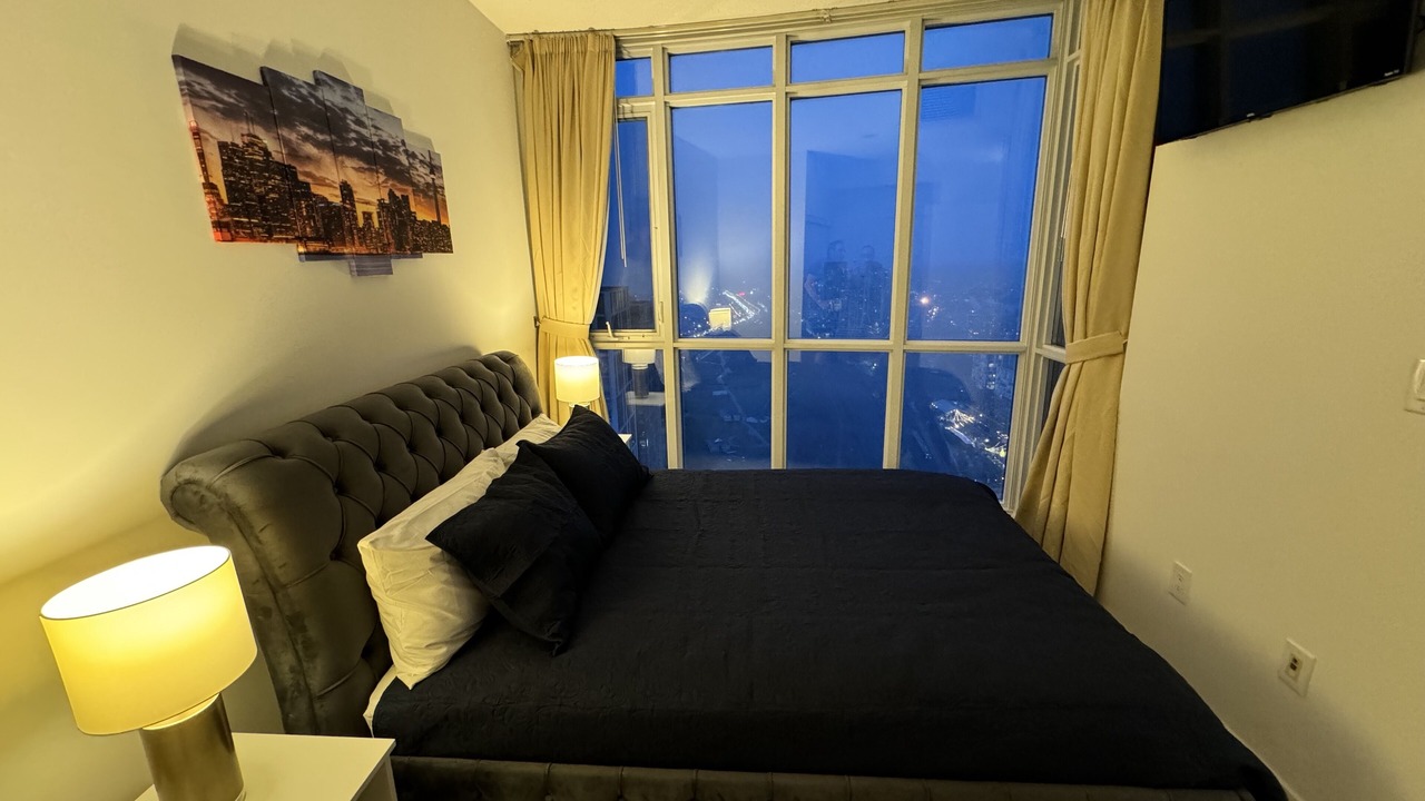 Photo of Bedroom in Bathurst Quay