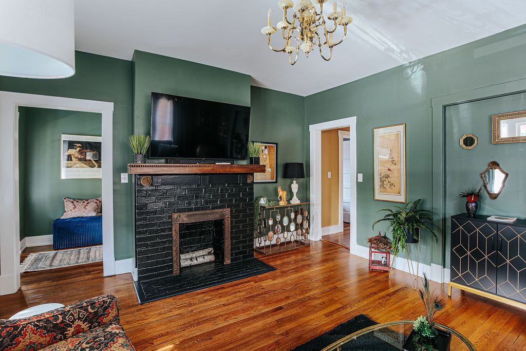 Photo of Livingroom in Staunton