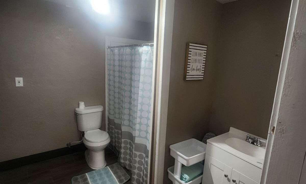 Photo of Bathroom in Morgan City