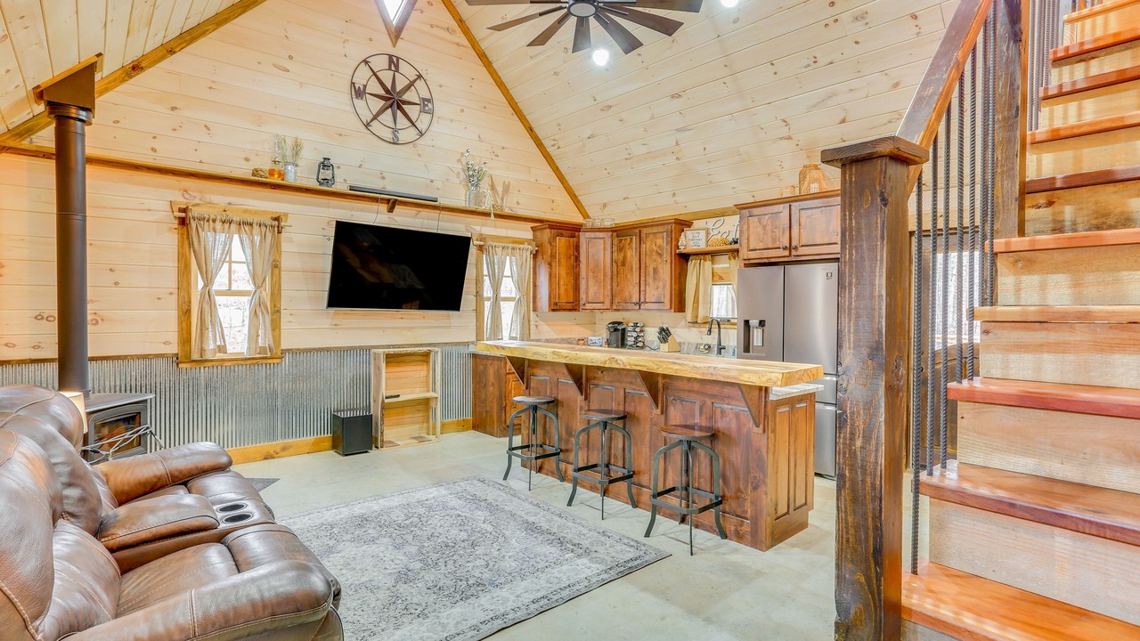 Photo of Livingroom in Rising Fawn
