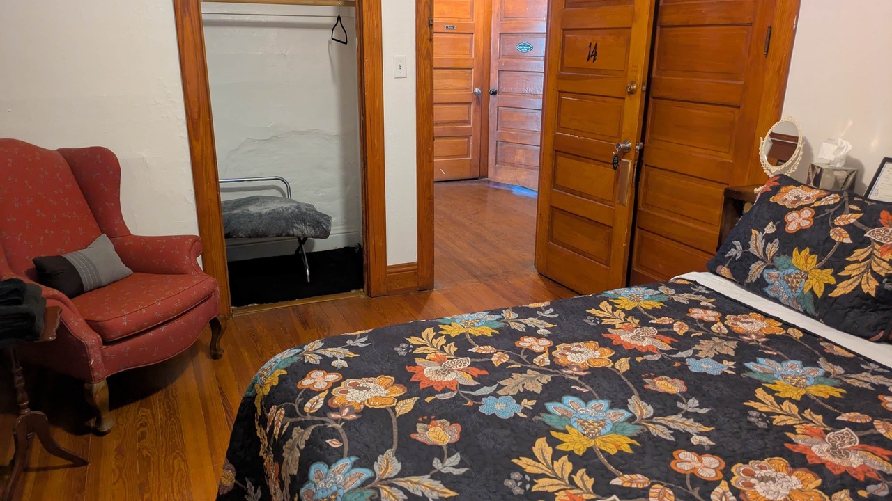 Photo of Bedroom in Bisbee