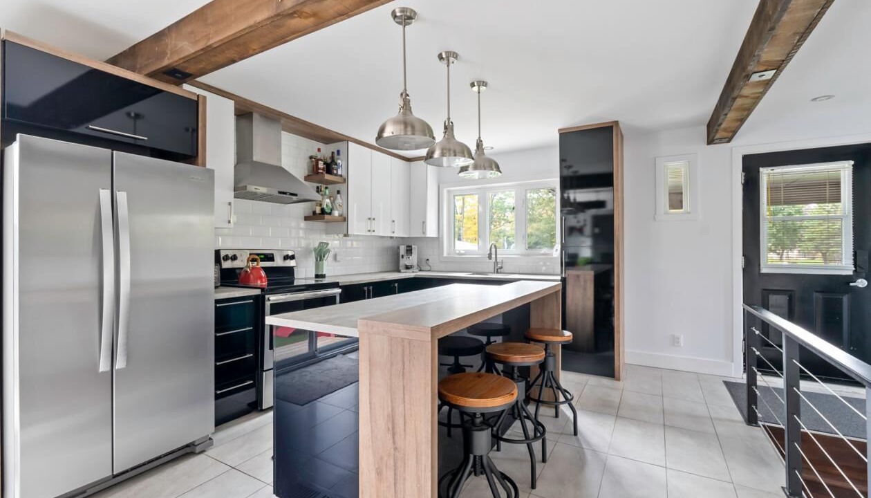 Photo of Kitchen in Dollard-des-Ormeaux