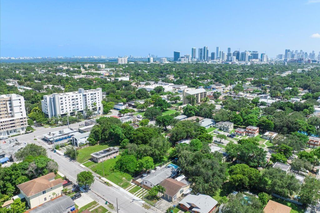 Photo of Outdoor in Little Haiti