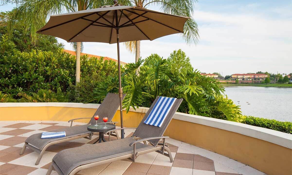Photo of Patio Balcony in Sunset Lakes