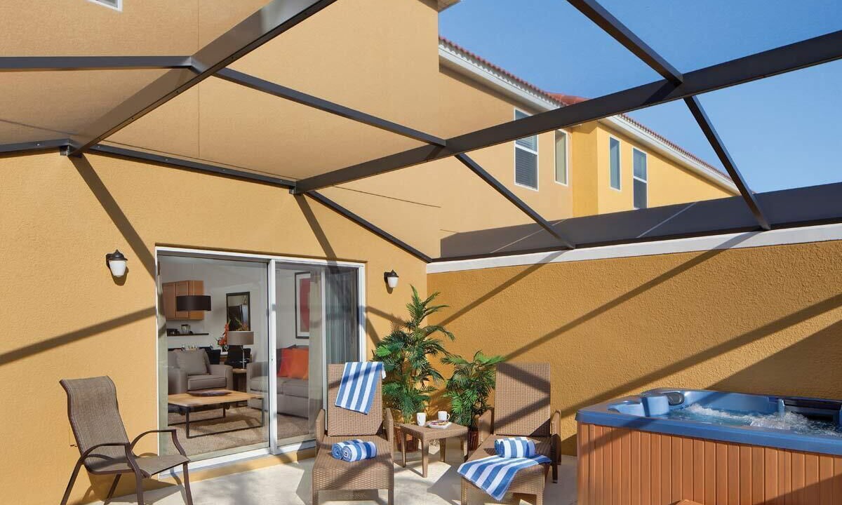 Photo of Patio Balcony in Sunset Lakes