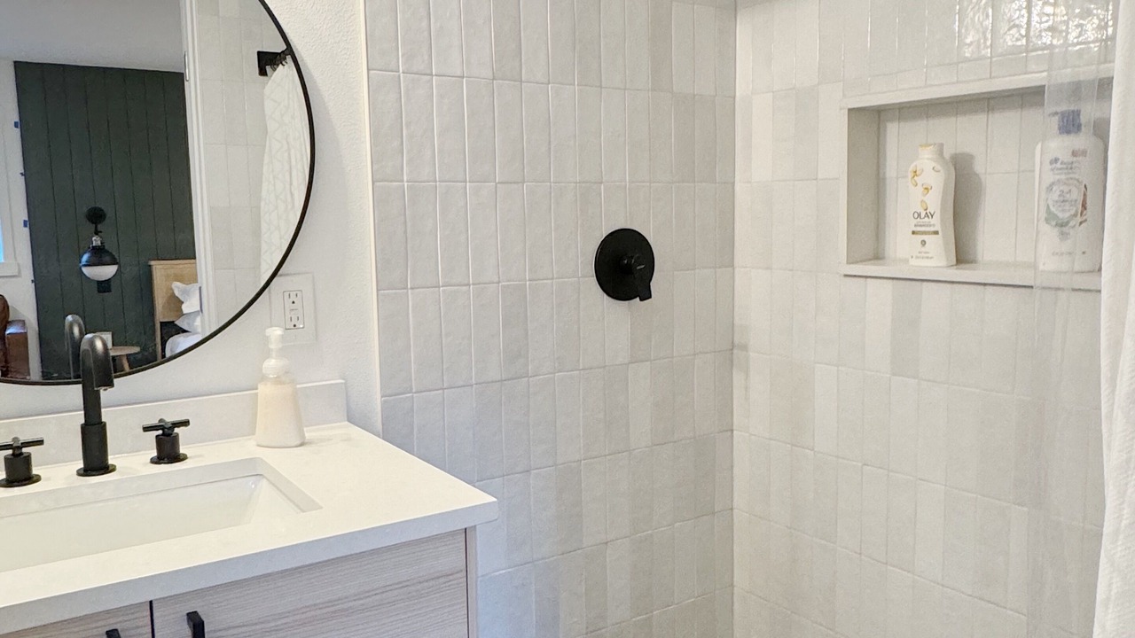 Photo of Bathroom in Alki