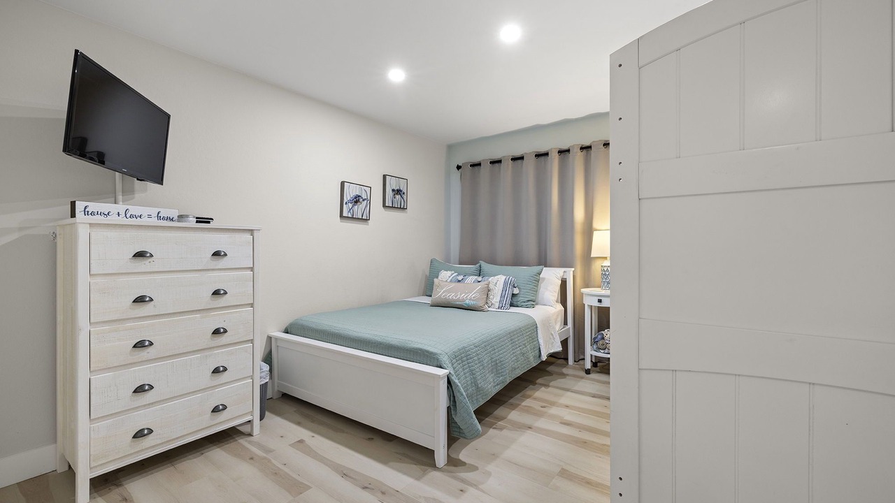 Photo of Bedroom in Independence Square