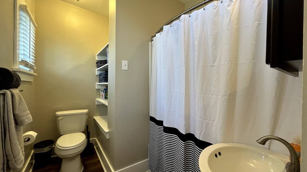 Photo of Bathroom in West Columbus