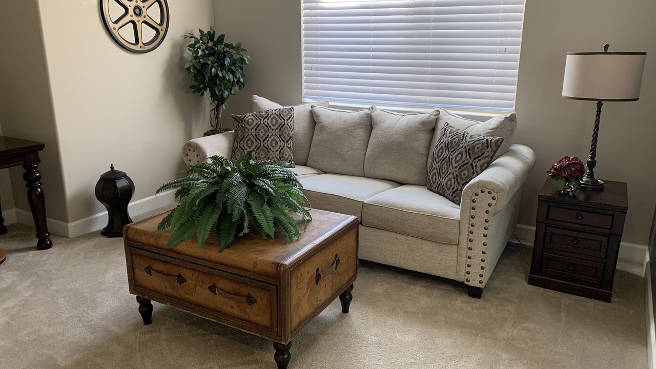Photo of Livingroom in Palm Valley