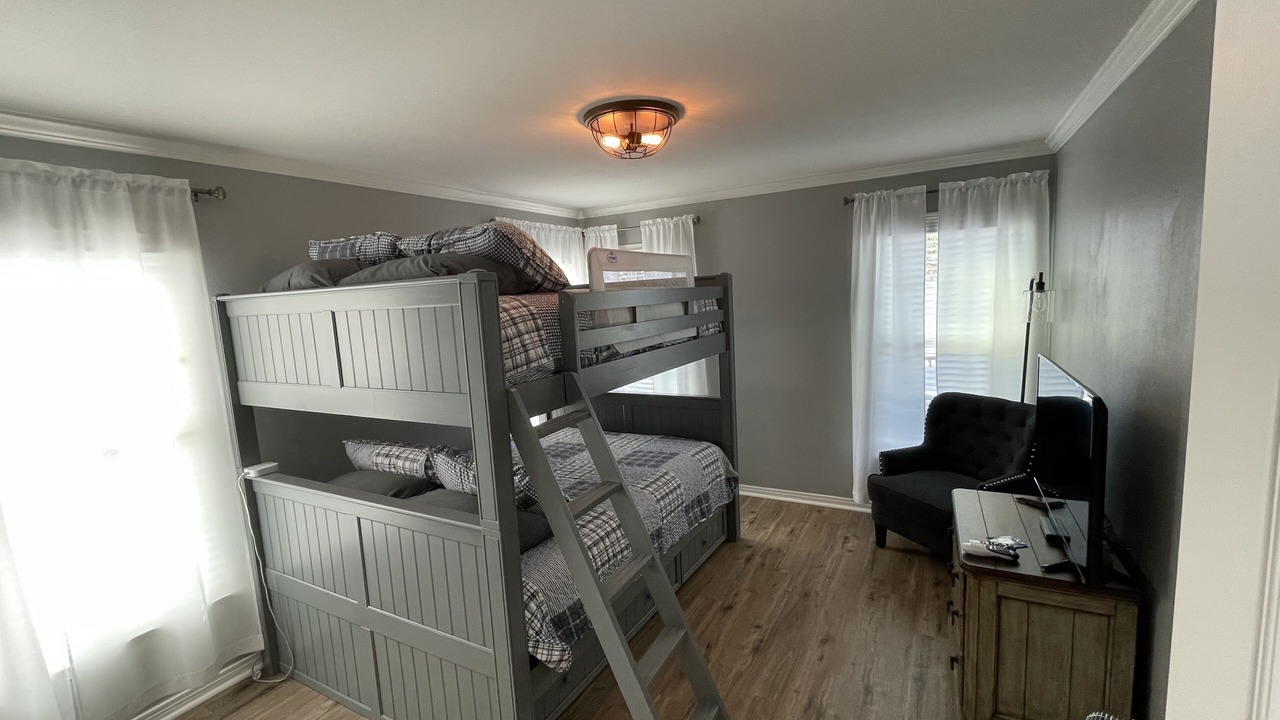Photo of Bedroom in Whitney
