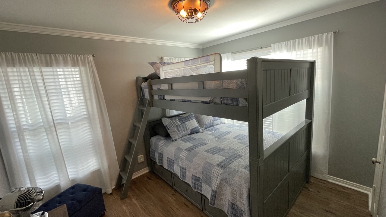 Photo of Bedroom in Whitney