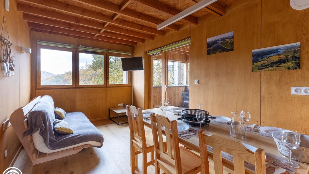 Photo of Others in Larodde