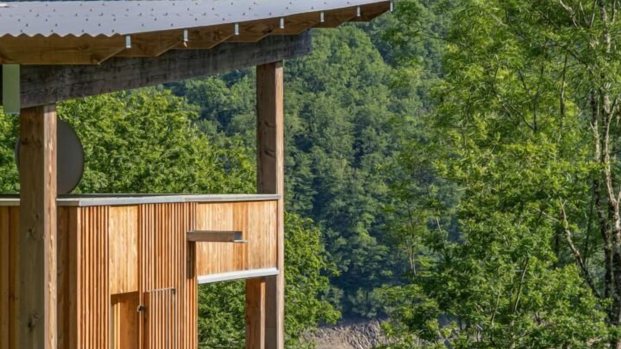 Photo of Others in Larodde