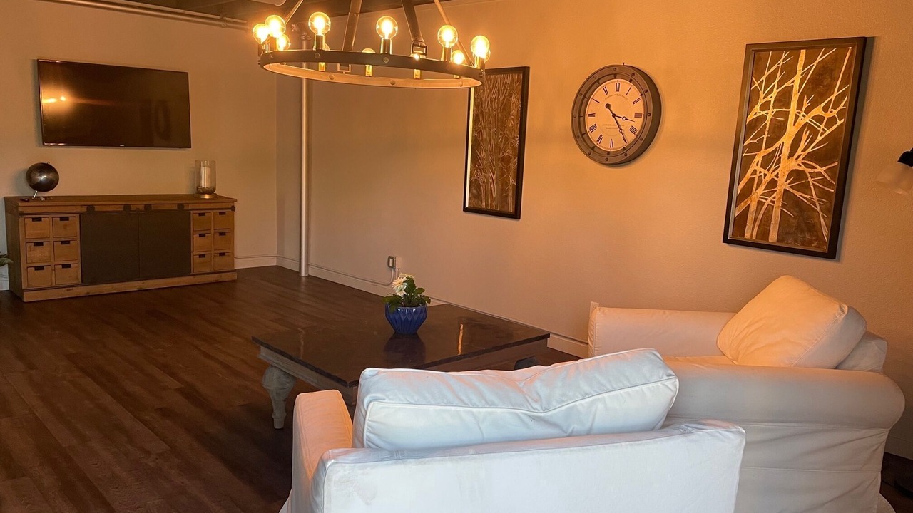Photo of Livingroom in Napa
