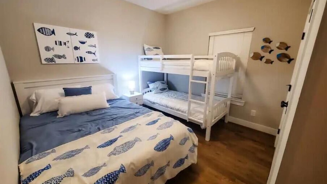 Photo of Bedroom in Tallassee