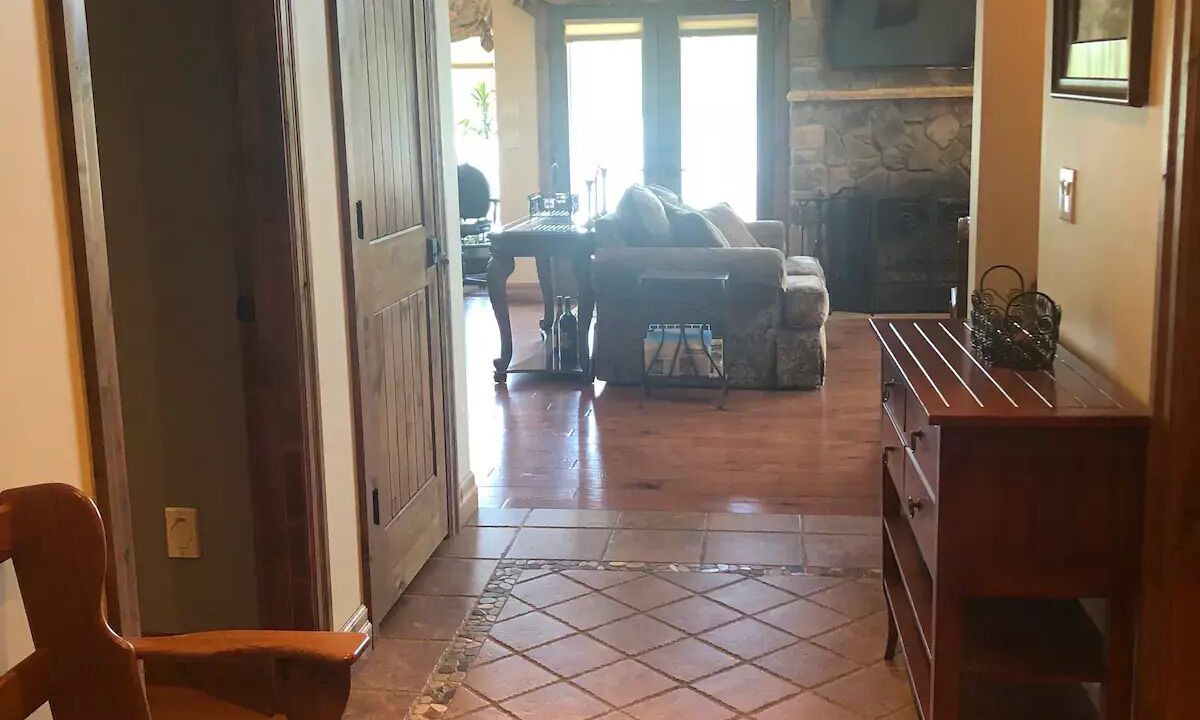 Photo of Livingroom in Greenwood Lake