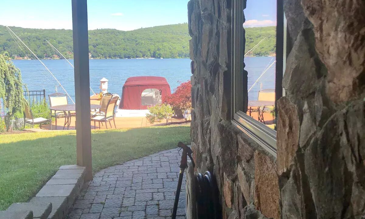 Photo of Patio Balcony in Greenwood Lake