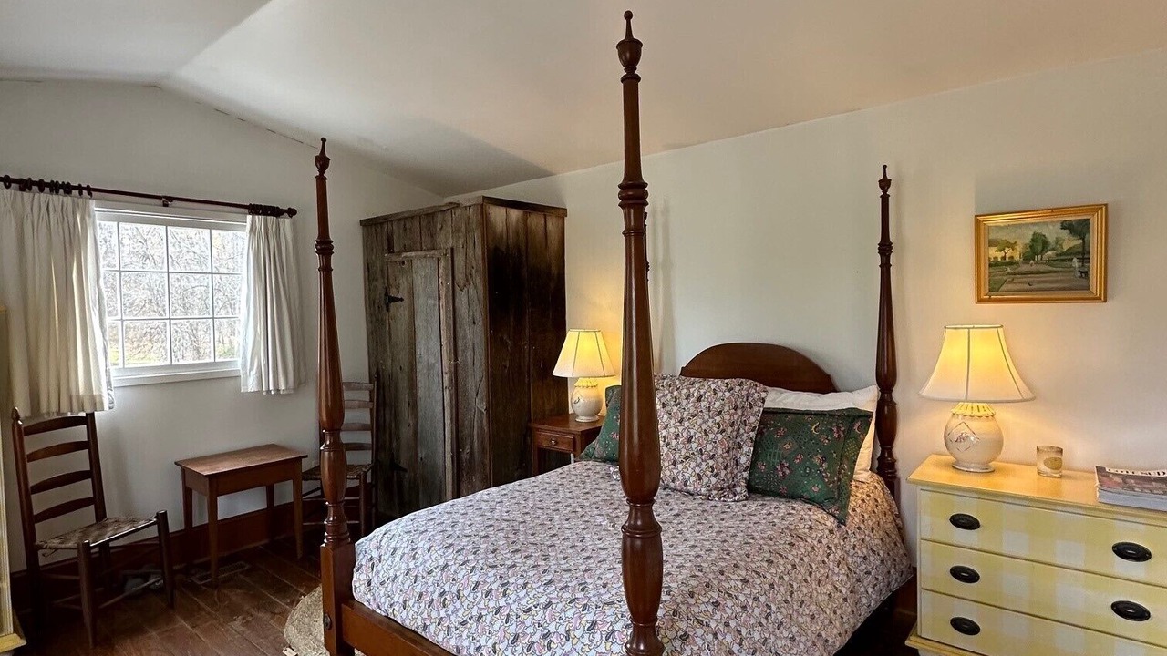 Photo of Bedroom in Marshall