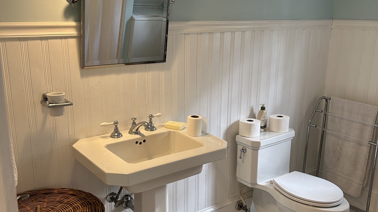 Photo of Bathroom in Marshall