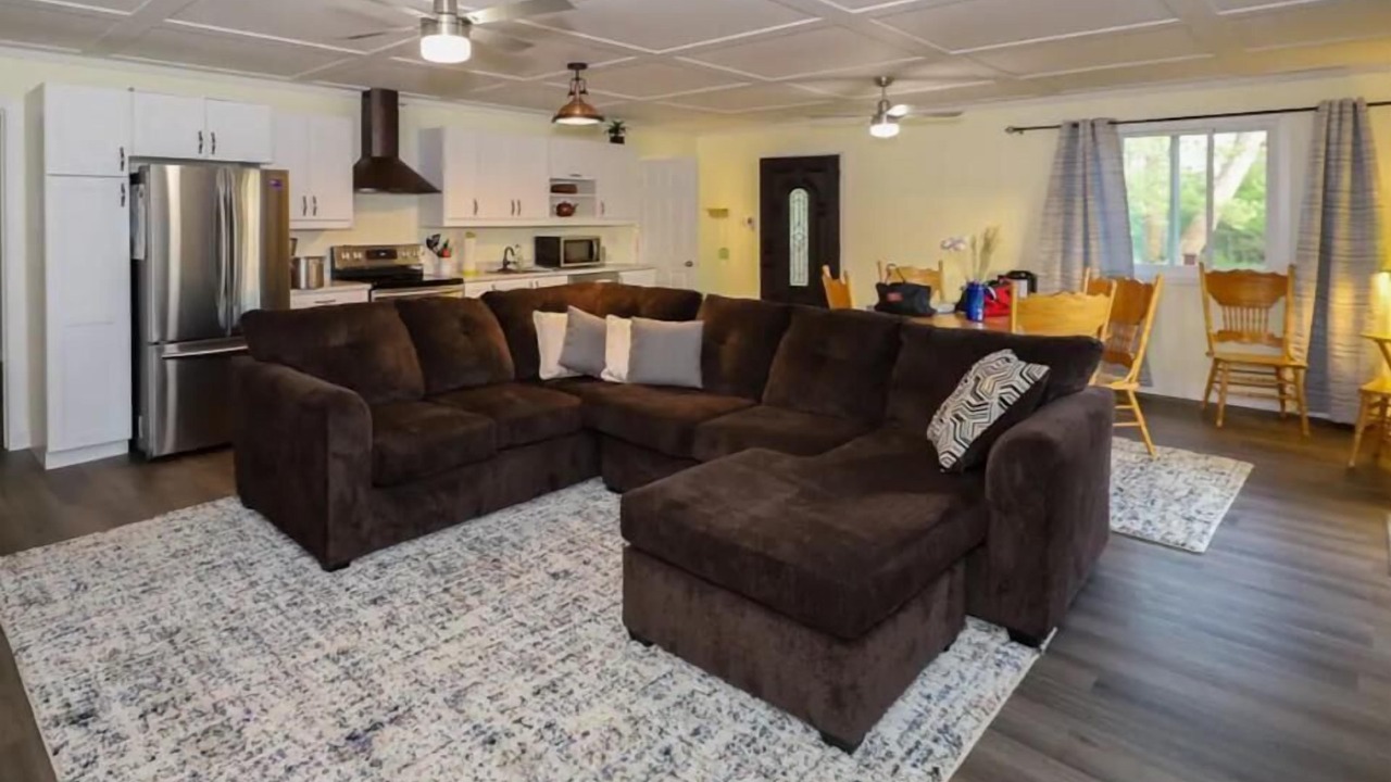 Photo of Livingroom in North Kawartha