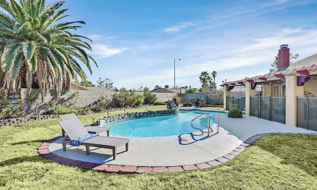 Photo of Outdoor in Spring Valley